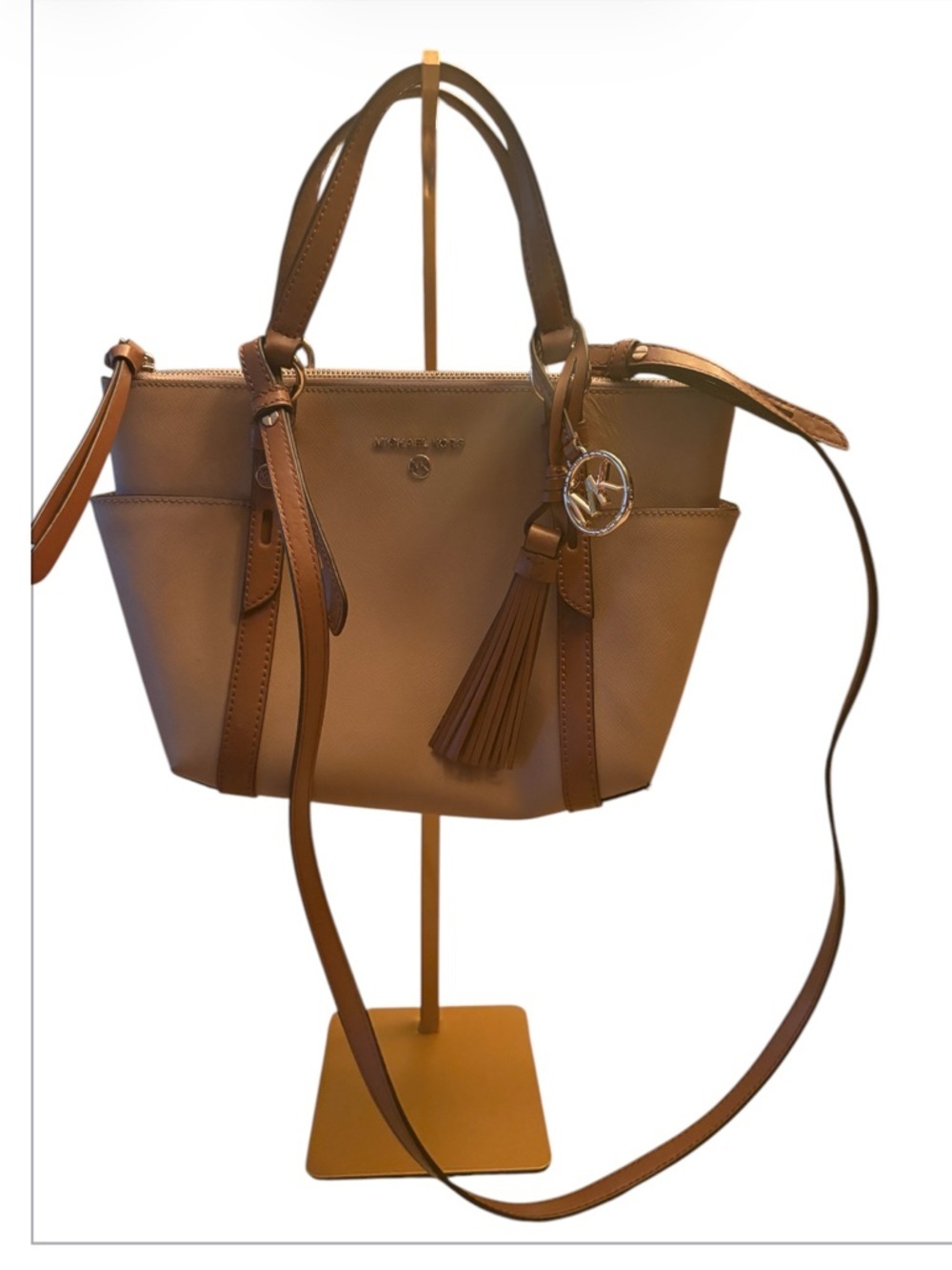 MICHAEL Michael Kors
Sullivan Small Convertible Top Zip Leather Tote